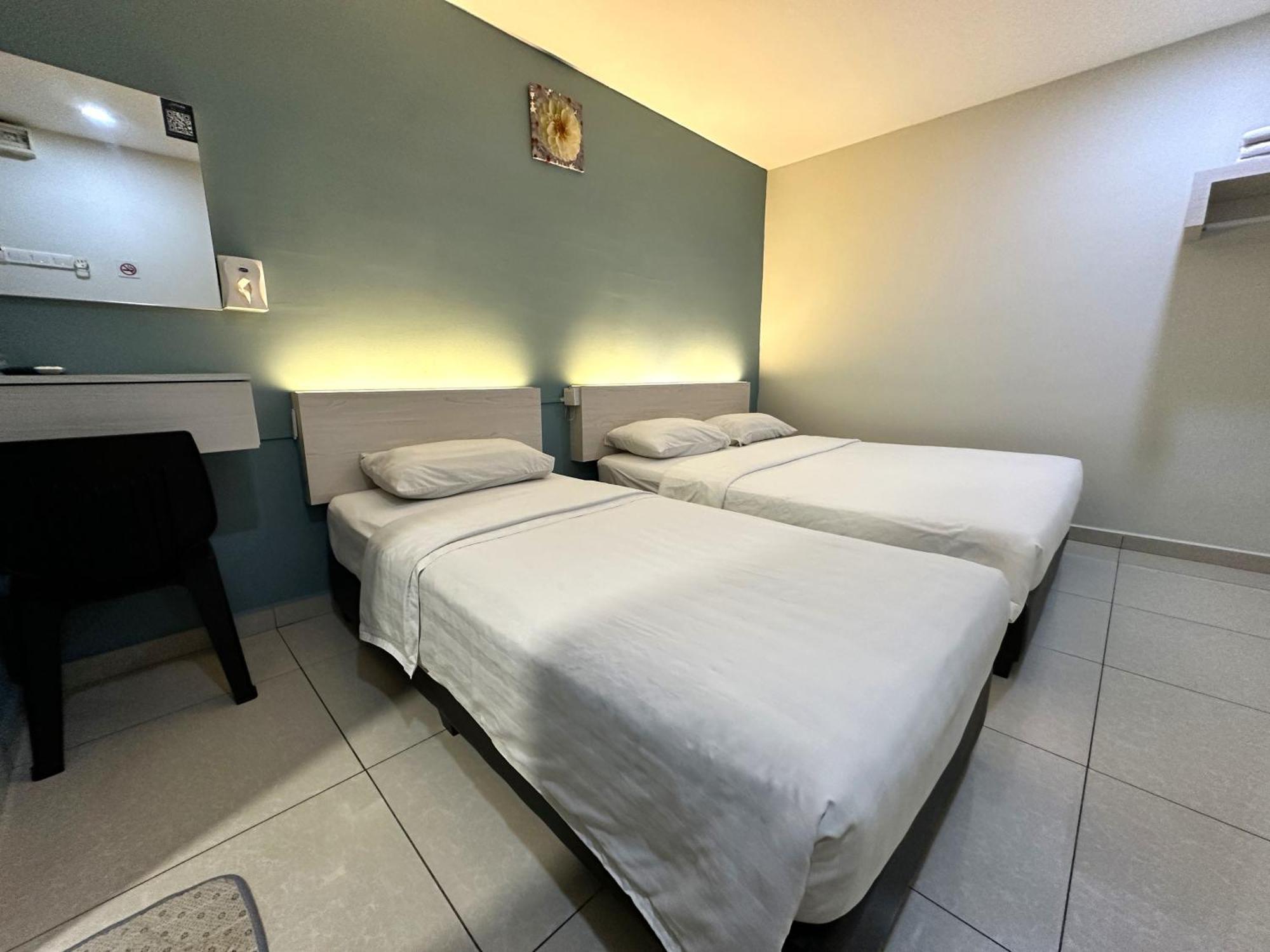 De Uptown Hotel @ P.J. 222 Petaling Jaya Exteriör bild