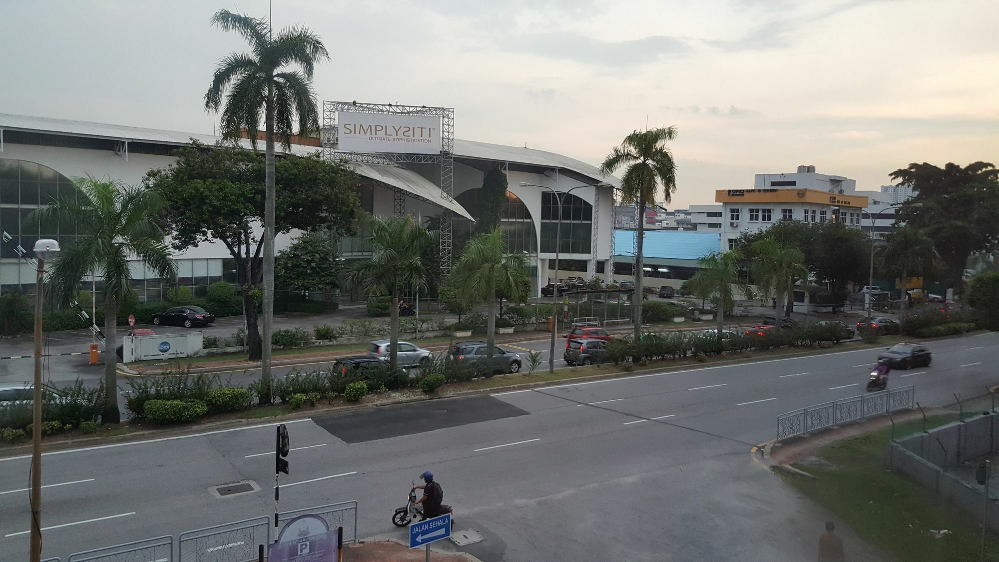 De Uptown Hotel @ P.J. 222 Petaling Jaya Exteriör bild