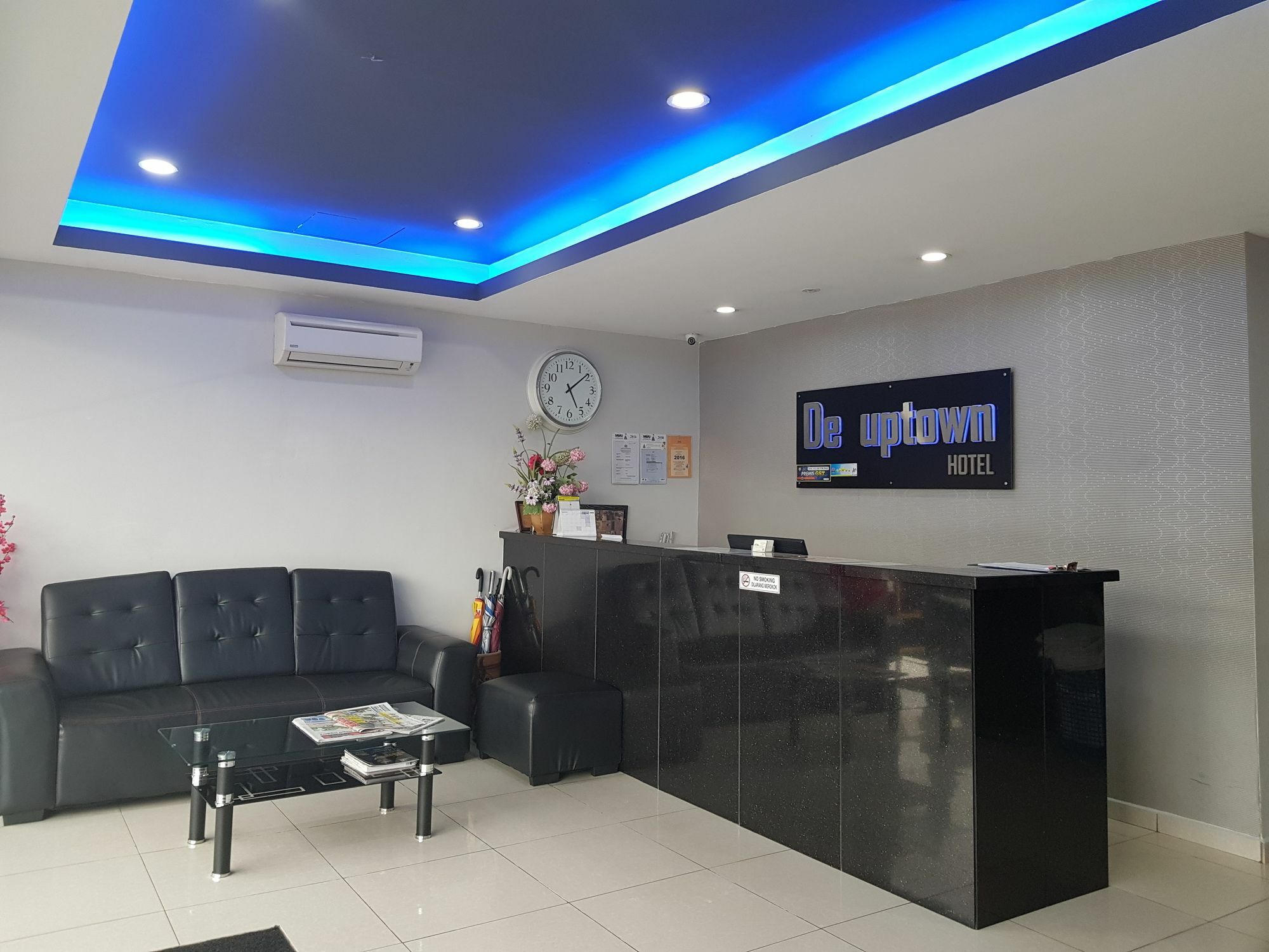 De Uptown Hotel @ P.J. 222 Petaling Jaya Exteriör bild