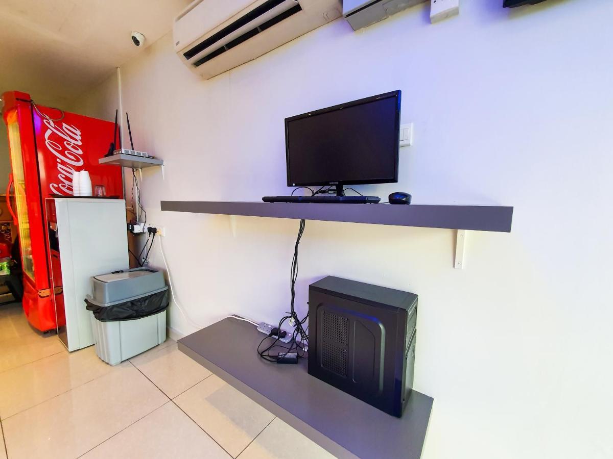 De Uptown Hotel @ P.J. 222 Petaling Jaya Exteriör bild